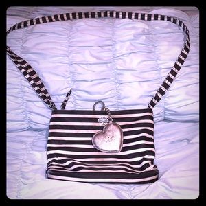 kate spade black & white purse with keychain